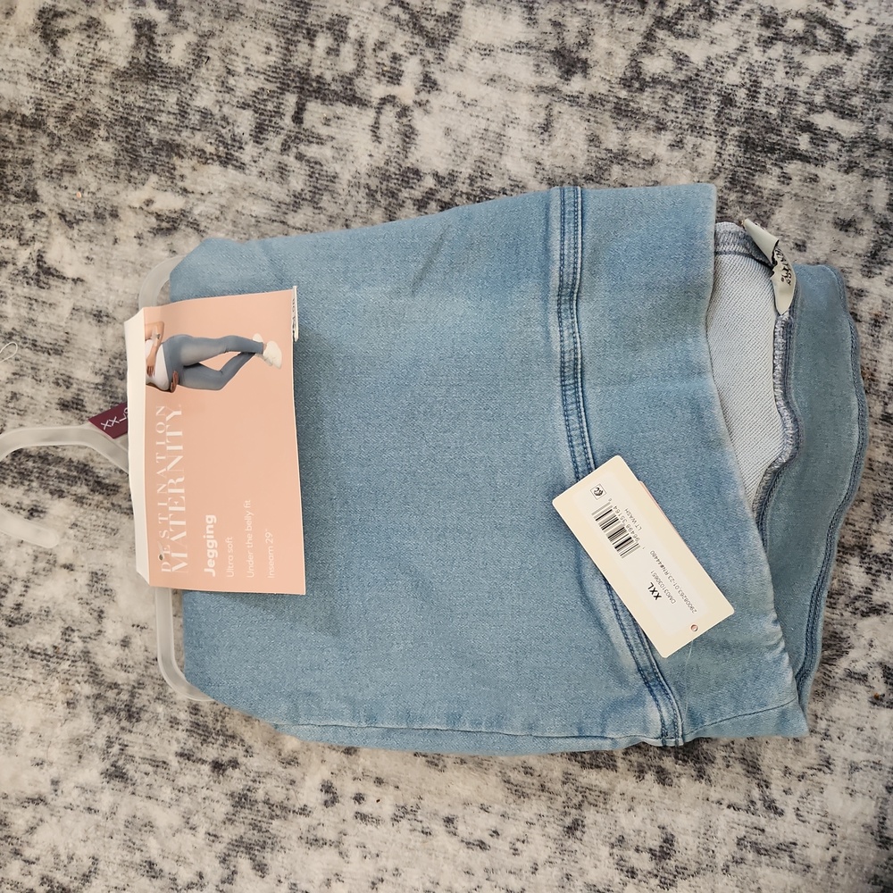 Destination Maternity XXL 20 Lt. Wash Jegging